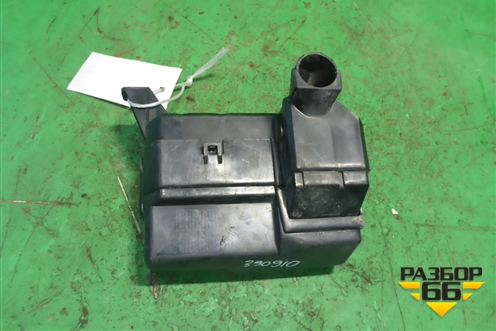 Корпус блока предохранителей (подкапотный) (284B97Y000) для Nissan Murano (Z50) с 2002-2008г