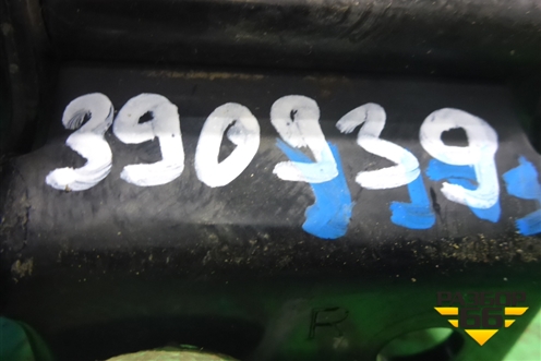 Петля двери багажника (правая) для Nissan Murano (Z50) с 2002-2008г