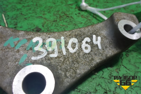 Кронштейн КПП левый (3.5л VQ35 АКПП) для Nissan Murano (Z50) с 2002-2008г