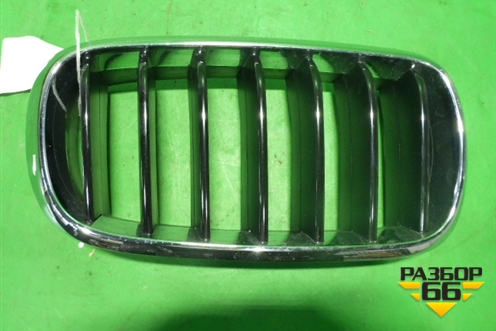 Решетка радиатора правая (51712334710) для BMW X5 F15 с 2013г