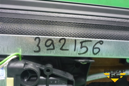 Шторка электрическая (в сборе с направляющими) (4H4863412C) для Audi A8 с 2009-2017г