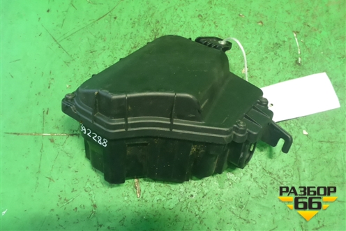 Корпус блока предохранителей (подкапотный) (в сборе) (4H0937118) для Audi A8 с 2009-2017г