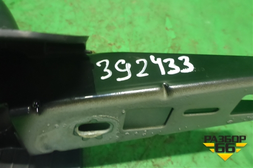 Петля крышки багажника левая (4H0827299D) для Audi A8 с 2009-2017г