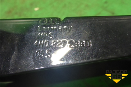 Петля крышки багажника левая (4H0827299D) для Audi A8 с 2009-2017г