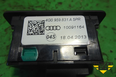 Кнопка закрывания крышки багажника (4G0959831A) для Audi A8 с 2009-2017г
