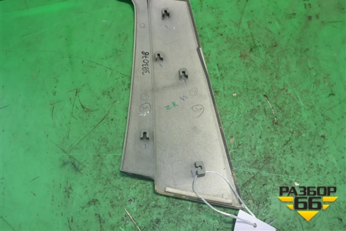 Накладка стойки (задней правой) для Subaru Forester (Sg5-9) с 2002-2007г