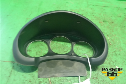 Накладка на щиток приборов для Subaru Forester (Sg5-9) с 2002-2007г
