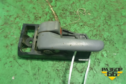 Ручка внутренняя двери задней левой (6920630150) для Toyota Rav-4 с 2000-2005г