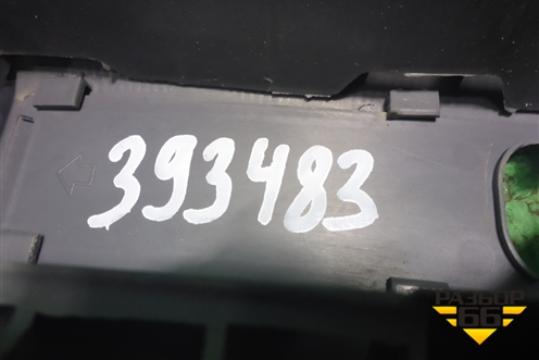 Обшивка стойки центральная верхняя правая (6241142030) для Toyota Rav-4 с 2000-2005г