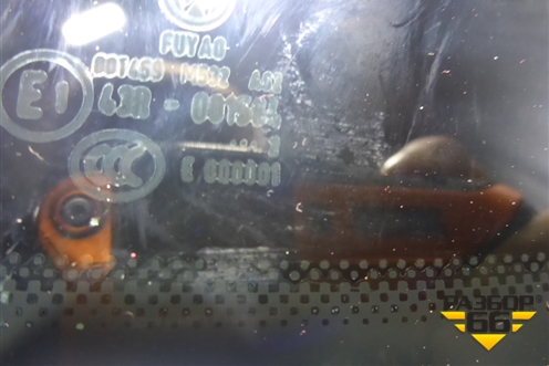Стекло глухое левое (2012г) (5N0845041) для Volkswagen Tiguan с 2011-2016г
