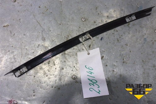 Накладка двери задней левой (на рамку) для BMW X5 E70 с 2007-2013г