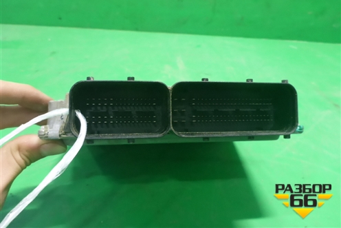 Блок управления двигателем ( 1.2л CBZ РКПП) (03F906070GS) для Seat Ibiza с 2008-2017г