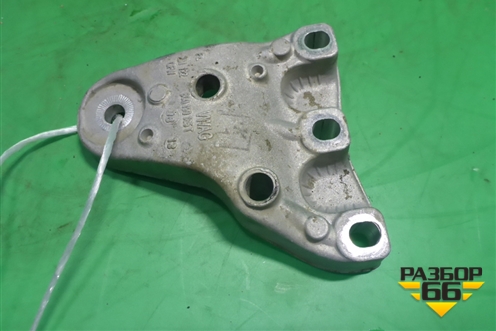 Кронштейн двигателя правый ( 1.2л CBZ) (6Q0199185T) для Seat Ibiza с 2008-2017г