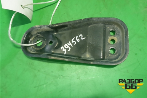 Кронштейн рычага правый (6R0199518) для Seat Ibiza с 2008-2017г