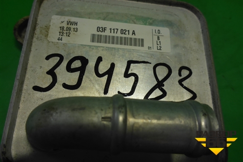 Радиатор масляный (1.2л CBZ) (03F117021A) для Seat Ibiza с 2008-2017г
