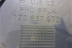 Накладка двери передней левой уголок (1Z0837973) для Skoda Octavia (А5) с 2004-2013г