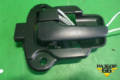Ручка внутренняя двери передней левой (MN105359) для Mitsubishi Outlander XL с 2006-2012г