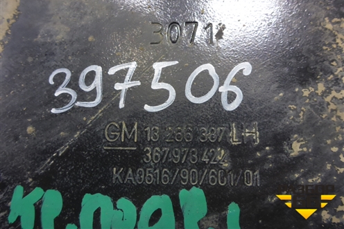 Кронштейн подрамника левый (задний) (13266387) для Chevrolet Cruze c 2009-2015г