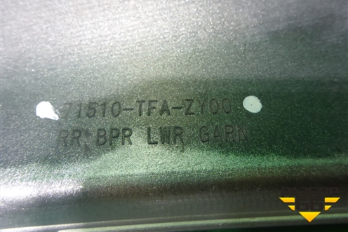 Накладка заднего бампера (после 2015г под парктроник) (71510TFAZY00) для Honda CR-V(RM) с 2012г