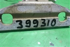 Петля двери передней левой верхняя (LR003088) для Land Rover Freelander 2 с 2007г