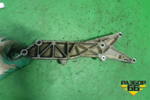 Кронштейн ролика натяжителя (3.2л B6324S) (6G9N6028AB) для Land Rover Freelander 2 с 2007г