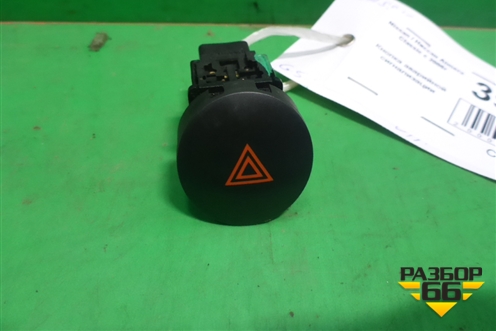 Кнопка аварийной сигнализации для Nissan Almera Classic с 2006-2013г