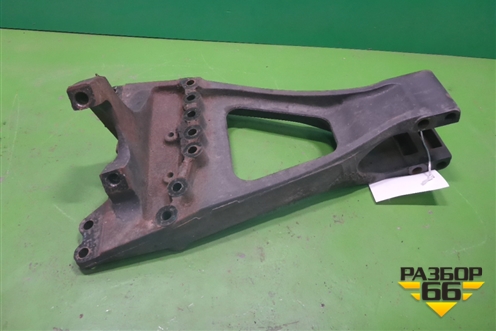 Кронштейн реактивной тяги левый  (A9423252409) для Mercedes Benz  TRUCK Axor 2 с 2004г