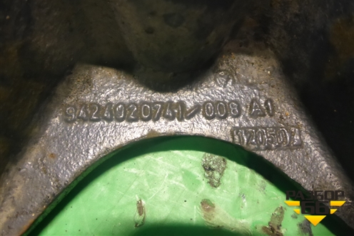 Кронштейн глушителя (основного к раме) (9424920741) для Mercedes Benz  TRUCK Axor 2 с 2004г
