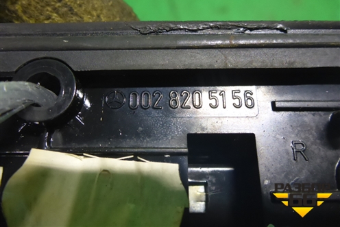 Габарит на козырёк (белый) (A0028205156) для Mercedes Benz  TRUCK Axor 2 с 2004г