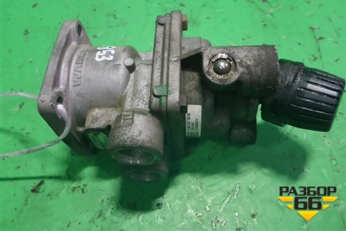 Кран тормозной главный (A0044315905) для Mercedes Benz  TRUCK Axor 2 с 2004г