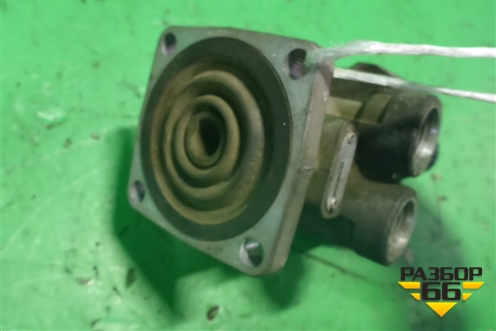 Кран тормозной главный (A0044315905) для Mercedes Benz  TRUCK Axor 2 с 2004г