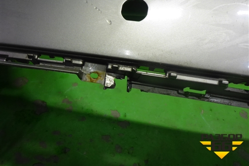 Бампер задний (под парктроник) (5215902840) для Toyota Auris с 2012-2018г
