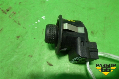 Переключатель регулировки зеркал (93BG17B676BB) для Ford Fiesta с 2001-2008г