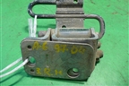 Петля двери задней правой нижняя (4B0833412E) для Audi A6 (C5) с 1997-2005г