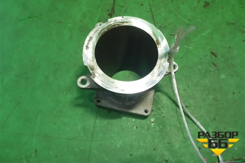 Фланец (дроссельной заслонки 1.6л K7MA812) (165785537R) для Renault Sandero с 2013-2022г