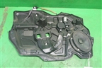 Стеклоподъёмник электрический передний левый (BBM45997XA) для Mazda Mazda 3 (BL) с 2009-2013г