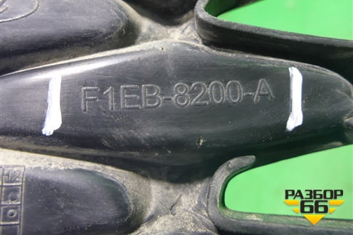 Решетка радиатора (после 2015г) (F1EB8200A) для Ford Focus 3 с 2011г