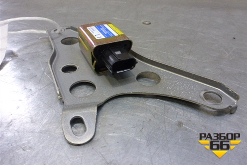 Датчик AIR BAG (передний левый) (8983033100) для Toyota Camry CV3 с 2001-2006г
