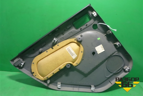Обшивка двери задней правой под механику (4M51A27406F) для Ford Focus 2 с 2008-2011г