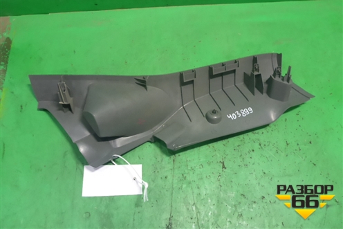 Обшивка стойки задняя нижняя левая (седан) (4M51A31017AGW) для Ford Focus 2 с 2008-2011г