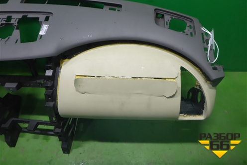 Торпедо под AIR BAG без AIR BAG (682003ZD0A) для Nissan Patrol (Y62) с 2010г