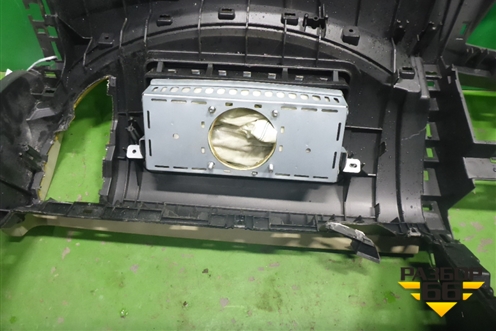 Торпедо под AIR BAG без AIR BAG (682003ZD0A) для Nissan Patrol (Y62) с 2010г