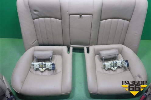 Сиденья комплект (светлая кожа Air Bag электропривод) для Mercedes Benz CLS C219 с 2004-2010г