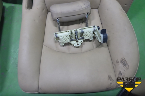 Сиденья комплект (светлая кожа Air Bag электропривод) для Mercedes Benz CLS C219 с 2004-2010г