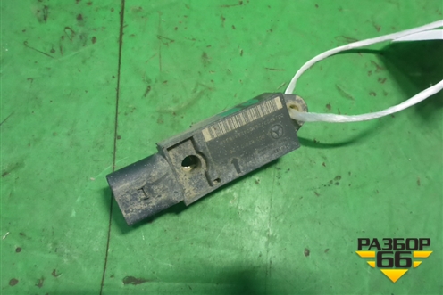 Датчик AIR BAG (передний правый) (A0028202726) для Mercedes Benz CLS C219 с 2004-2010г
