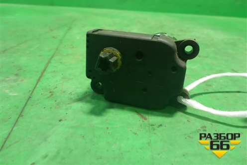 Моторчик заслонки отопителя (3M5H19E616AB) для Ford Focus 2 с 2008-2011г