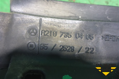 Накладка стекла заднего правого (A2197350465) для Mercedes Benz CLS C219 с 2004-2010г
