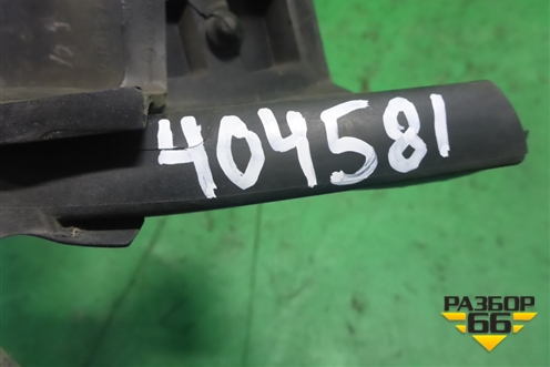 Накладка стекла переднего правого (A2197250665) для Mercedes Benz CLS C219 с 2004-2010г
