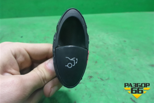 Кнопка открывания багажника (A2118211751) для Mercedes Benz CLS C219 с 2004-2010г