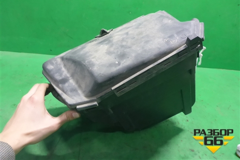 Корпус блока предохранителей (2115400324) для Mercedes Benz CLS C219 с 2004-2010г